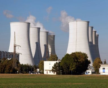Nükleer enerji santrali, soğutma kuleleri - Slovakya