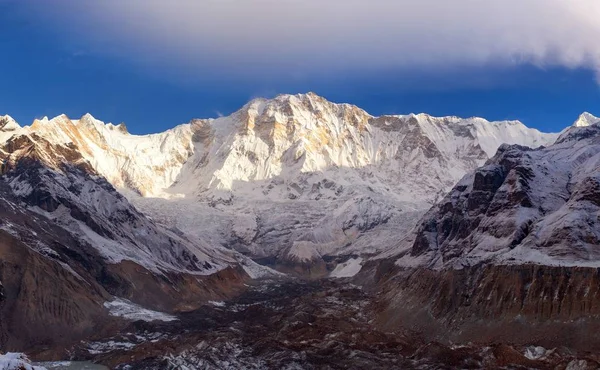 Mount Annapurna van Annapurna Zuid basiskamp, Nepal — Stockfoto