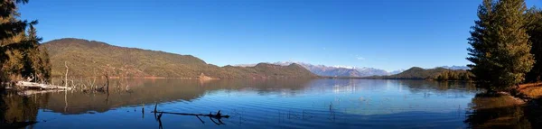 Pohled Rara Daha nebo Mahendra Tal jezero — Stock fotografie