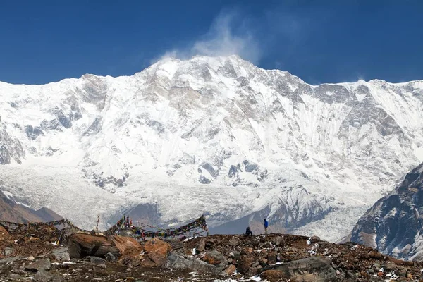 Mount Annapurna met boeddhistische, Bhutan, Azië — Stockfoto