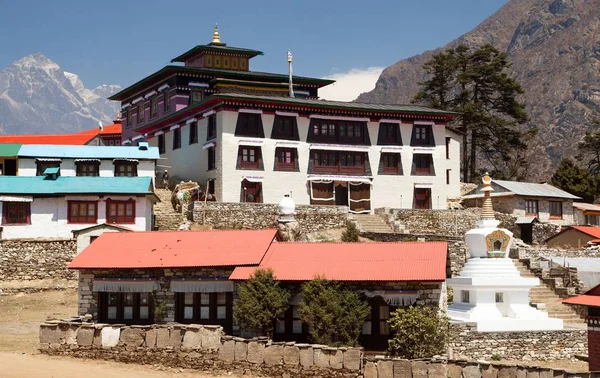 Mosteiro de Tengboche, o melhor mosteiro do vale de Khumbu — Fotografia de Stock