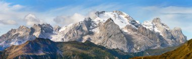 Görünümünü Marmolada, Dolomites dağlar, İtalya