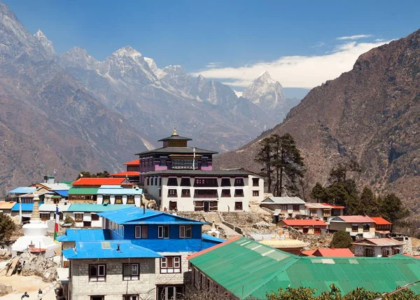 Monasterio de Tengboche, el mejor monasterio del valle de Khumbu — Foto de Stock