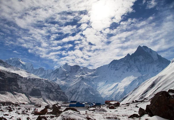 Monte Machhapuchhre do acampamento base sul de Annapurna — Fotografia de Stock