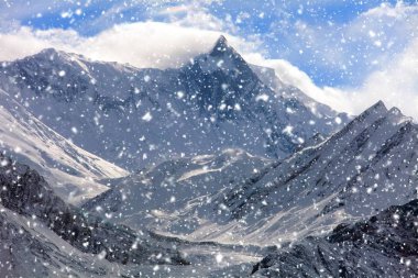 Mount Khangsar Kang (Roc Noir), Annapurna aralığı