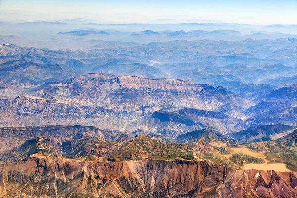 Cordilleras, vista aérea, montañas iraníes — Foto de Stock