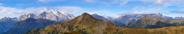 Panorama van Mount Marmolada en mount Sella — Stockfoto