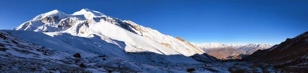 Annapurna Himal, Thorung La panorámás kilátás — Stock Fotó