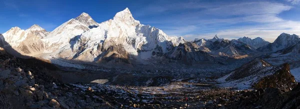 Monte Everest puesta de sol vista panorámica —  Fotos de Stock