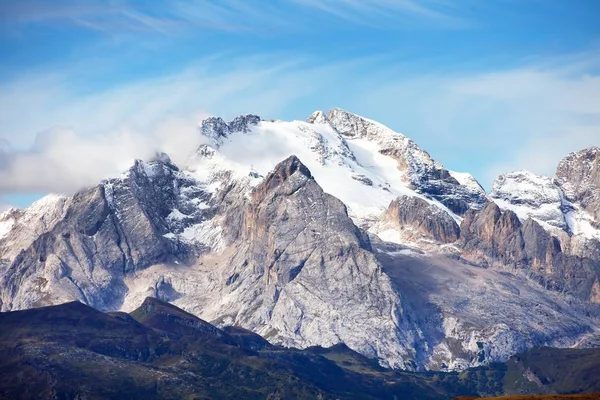 Panoramautsikt över berget Marmolada — Stockfoto