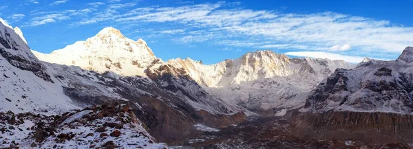 Góra Annapurna 1 z obozu południowego Annapurna — Zdjęcie stockowe