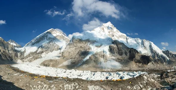 Panoramatický pohled ze základního tábora Mount Everest — Stock fotografie