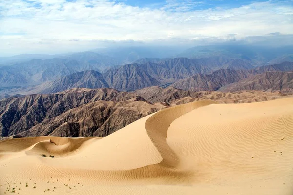 Duna de arena Cerro Blanco cerca de Nasca o Nazca en Perú — Foto de Stock