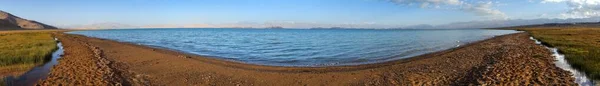 Lago Karakul y cordillera Pamir en Tayikistán —  Fotos de Stock