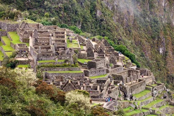 Machu Picchu, vista panorâmica da cidade inca peruana — Fotografia de Stock