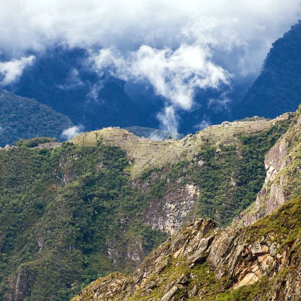 Machu Picchu inca ciudad vista desde Salkantay trek — Foto de Stock