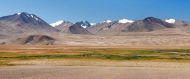 Tacikistan'daki Pamir dağları