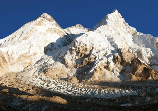 Vista panorâmica do Monte Everest, Lhotse e Nuptse — Fotografia de Stock