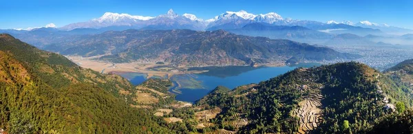 Panoramic view of Annapurna, Dhaulagiri and Manaslu — Stock Photo, Image