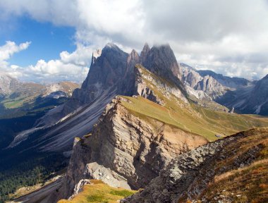 Geislergruppe veya Gruppo dele Odle, İtalyan Dolomitleri