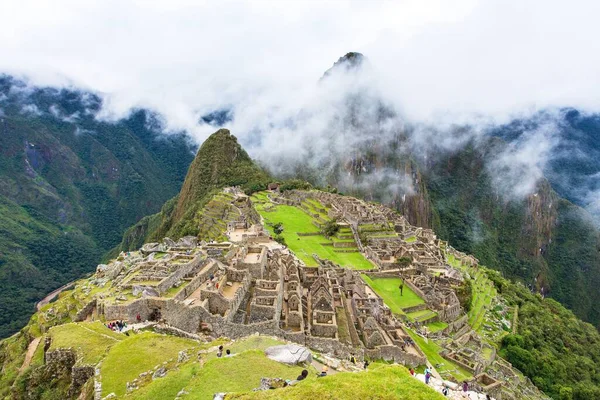 Machu Picchu, panoramautsikt över peruanska Incan Town — Stockfoto