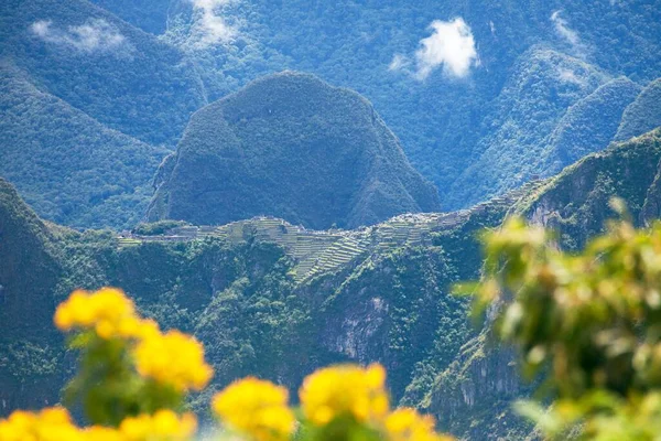 在秘鲁库斯科附近的Salkantay旅行开始时看到的Machu Picchu Inca镇 — 图库照片