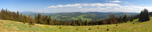 Vista Das Montanhas Beskid Polônia Eslováquia Fronteira Montanhas Dos Cárpatos — Fotografia de Stock