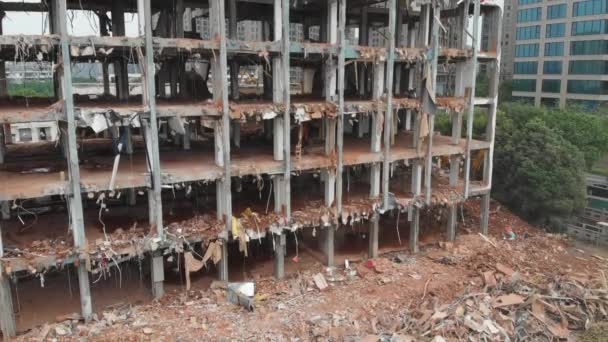 Vue aérienne avancée d'un site de démolition  