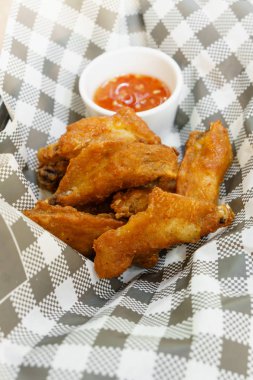 Kızarmış tavuk kanat Barbekü