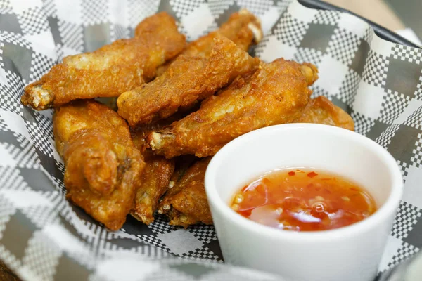 Kızarmış tavuk kanat Barbekü