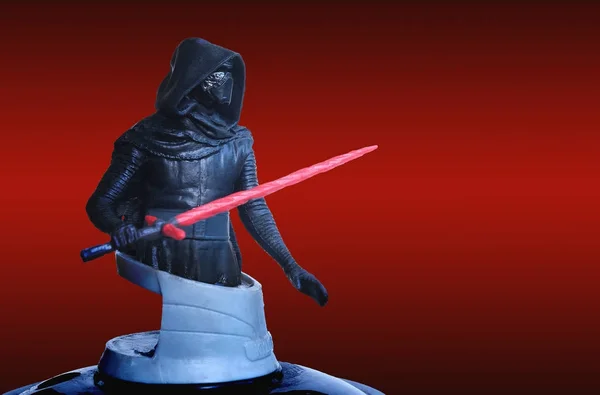 Trang Tayland - 06 Aralık 2017: Kylo Ren tiyatro baskını serisi rakam toplama star wars son jedi film kırmızı sahnede. Gişe tebrik kavramı.