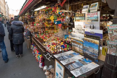 Ünlü Havels pazarda ilk haftasında Advent Noel hediye eşya dükkânı