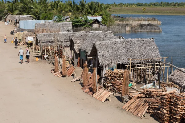 Gente malgache la vida cotidiana en Madagascar — Foto de Stock