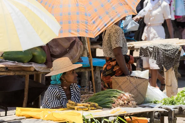 Madagaskar Market'te Madagaskarlı halklar