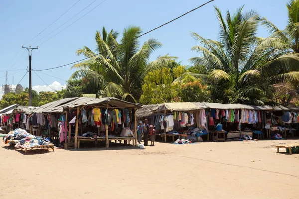 Madagaskars folk på marketplace i Madagaskar — Stockfoto