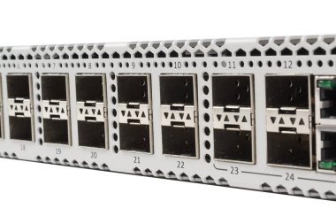 Gigabit Ethernet anahtarı ile Sfp yuvası