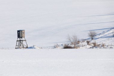 Kış avcılık kule highland caddesinde, yatay, dondurulmuş