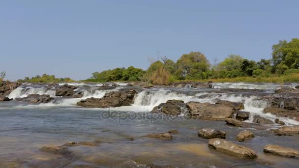 Popa cachoeiras, Namíbia, África paisagem selvagem — Vídeo de Stock
