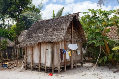 Maroantsetra bölge, Madagaskar Afrika Madagaskarlı kulübeleri