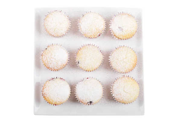 Świeże, domowe Muffin na białym tle — Zdjęcie stockowe