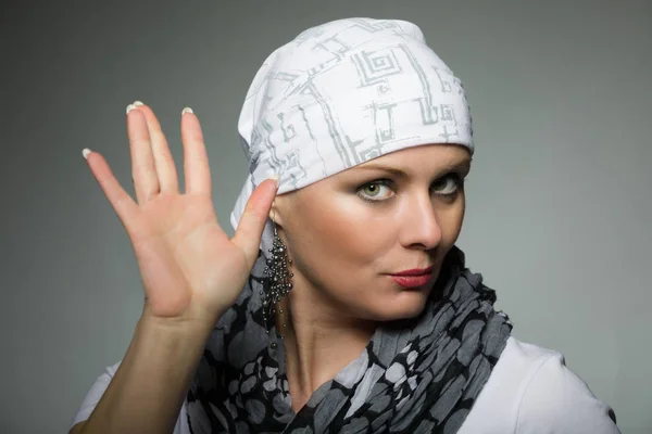 Beautiful middle age woman cancer patient wearing headscarf — Stock Photo, Image