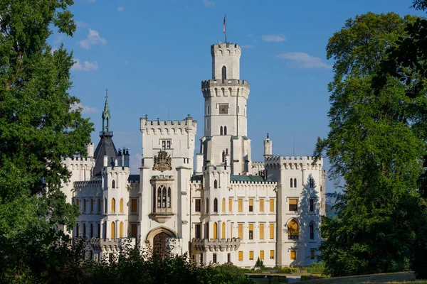 República Checa - castelo branco Hluboka nad Vltavou — Fotografia de Stock