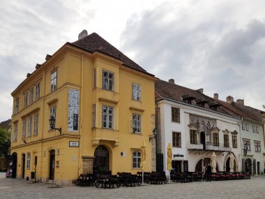 Tarihi bina merkezi Sopron içinde