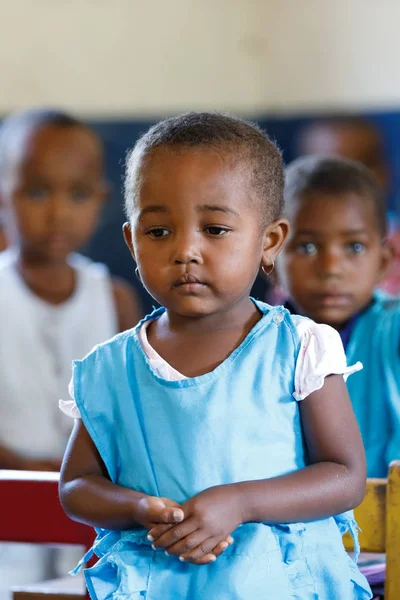 Bambini delle scuole malgasce in classe, Madagascar — Foto Stock