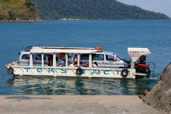 Malagasy freighter ship in Nosy Be bay, Madagascar — Stock Photo, Image