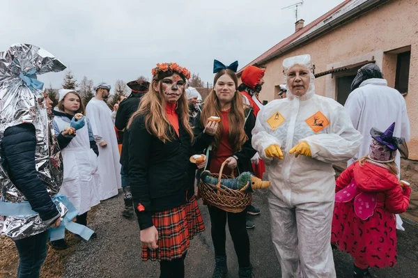 People attend the Slavic Carnival Masopust — 스톡 사진