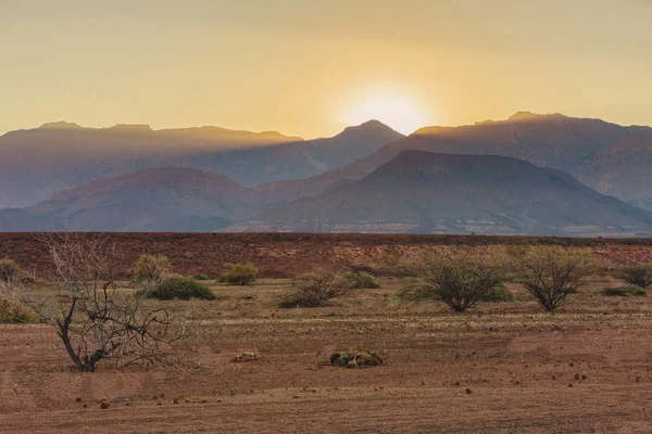 Brandberský horský východ slunce v Namibii, Afrika — Stock fotografie