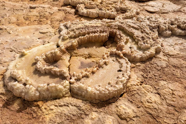 Abstrakt landskap i Dallol, Danakil depression, Etiopien — Stockfoto