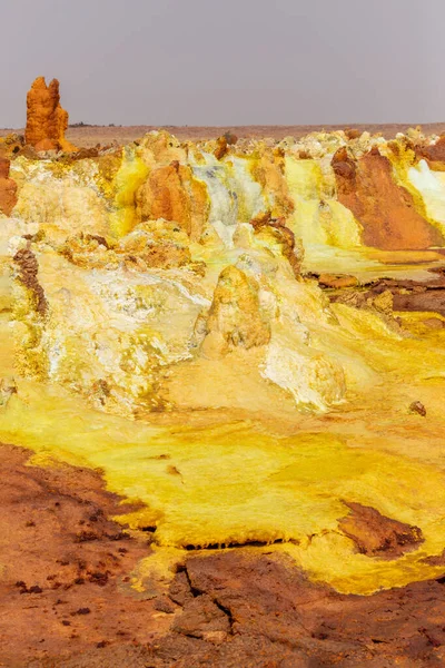 Dallol Gölü 'nün ay manzarası, Danakil depresyonu Etiyopya — Stok fotoğraf