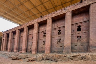Biete Medhane Alem, kayalara oyulmuş Ortodoks yeraltı kilisesi. Unesco Dünya Mirası Alanı, Lalibela Etiyopya, Afrika